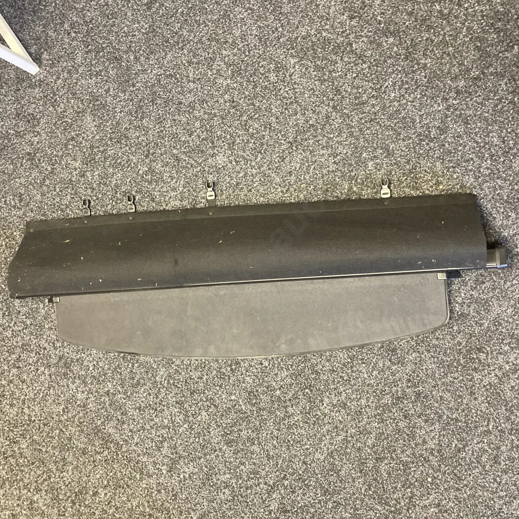 Car Boot Retracting Security Cover, 130cm (Unable to sell NCV) Image 1++